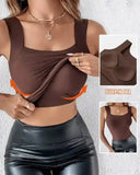 Blusa con sujetador incorporado y tirantes ajustables